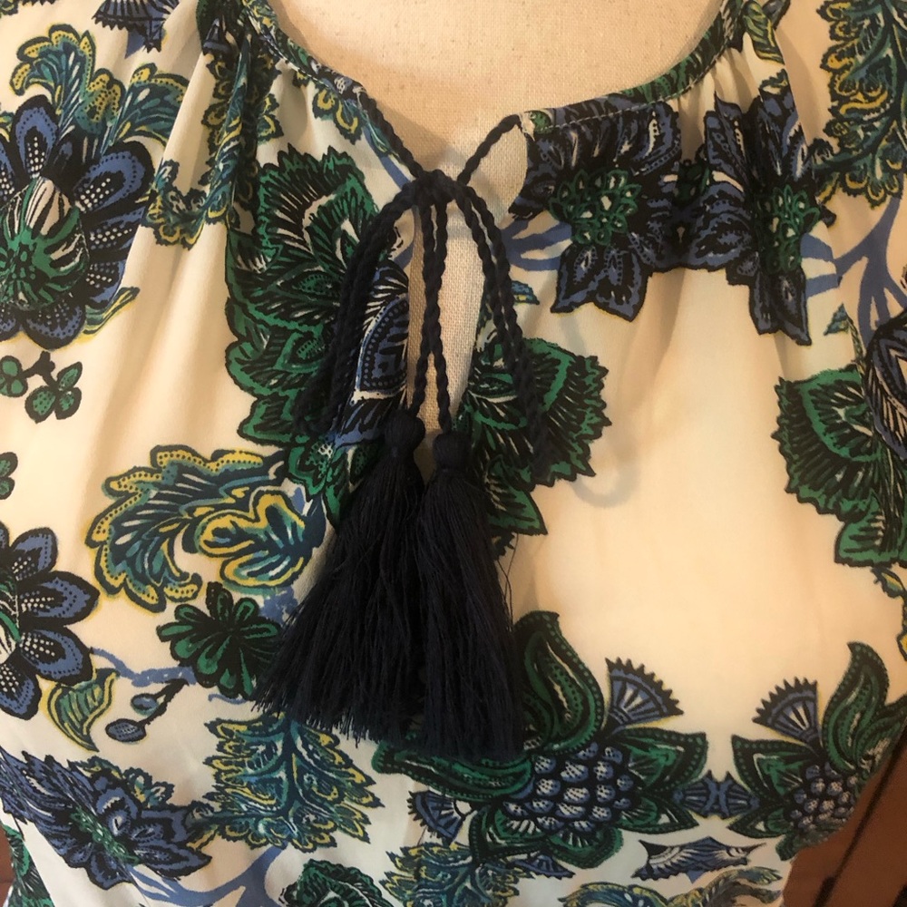 White Floral Printed Sleeveless Summer Dress - Picture 6 of 8